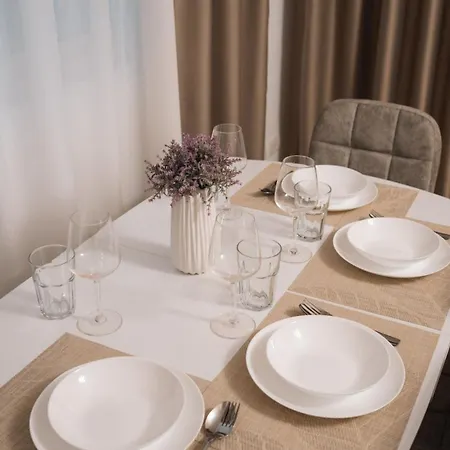 Apartment Alaia's *